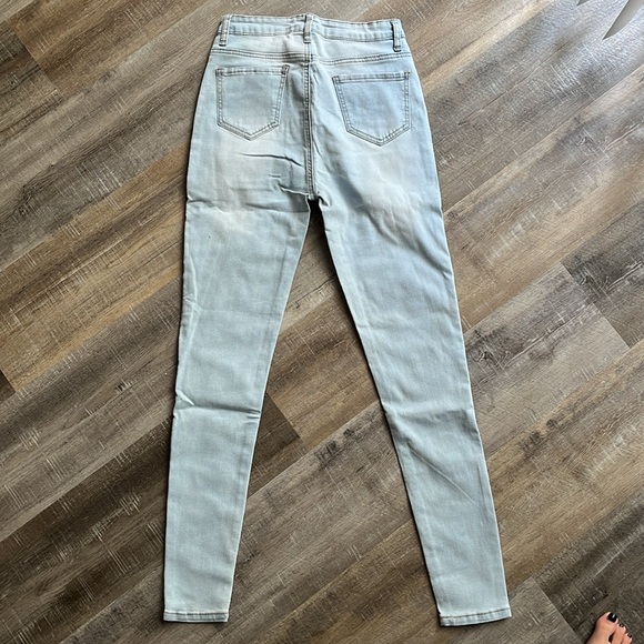 Blue Jeans - Picture 2 of 2